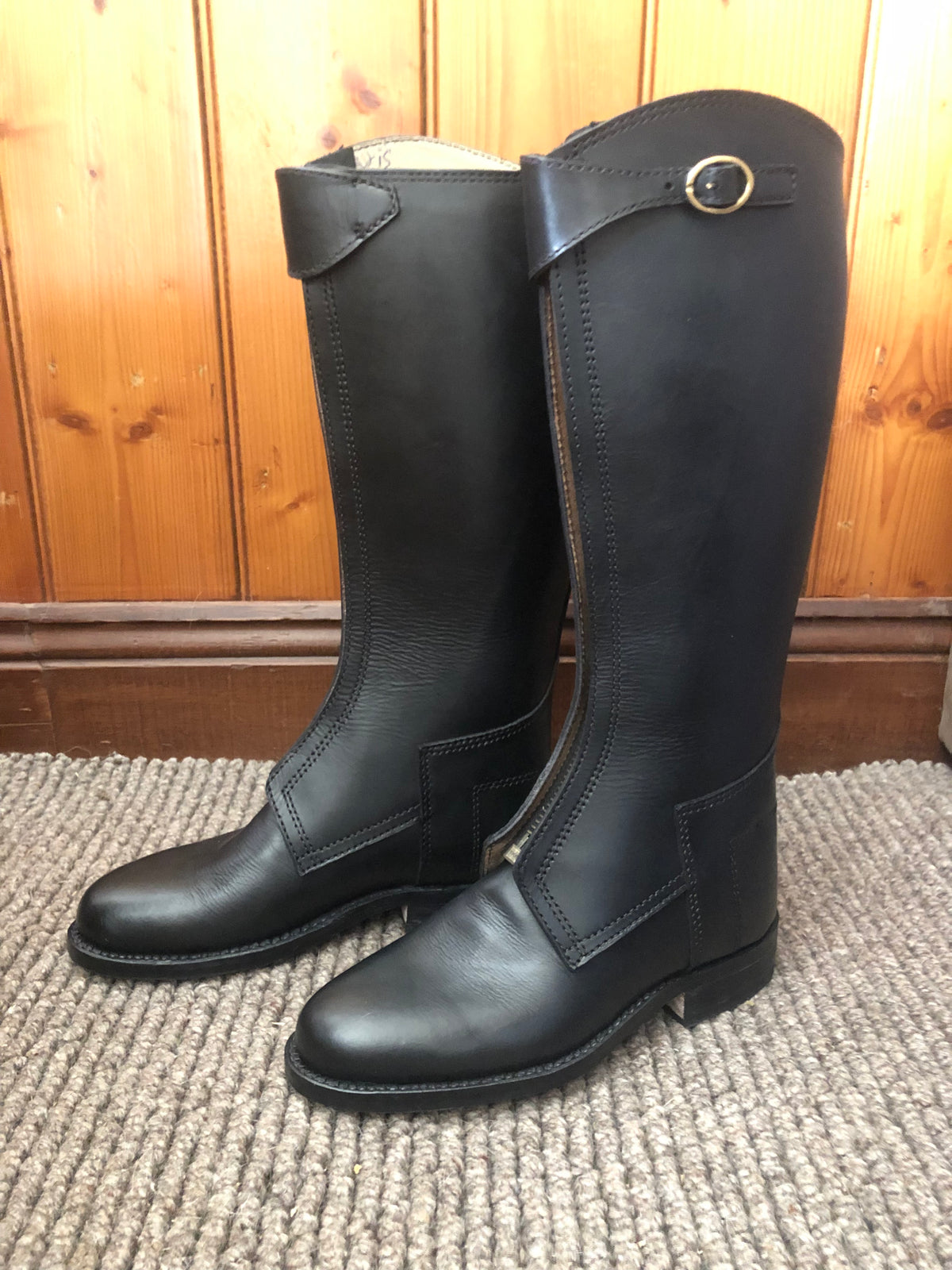 Gray top polo boots